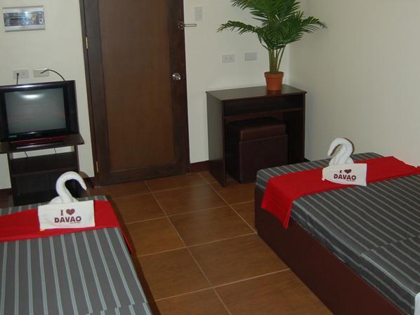 Palm Residence Inn Davao ภายนอก รูปภาพ